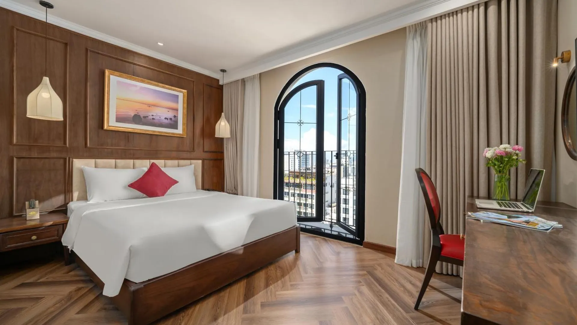 ****  Golden Lotus Luxury Hotel Danang - Complimentary Daily Afternoon Tea Vietnam