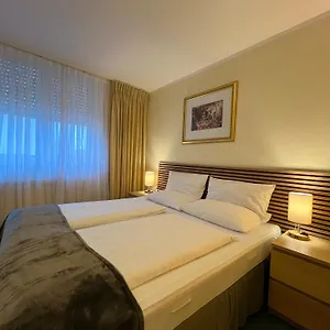 Hotel Residenz Stockstadt ***