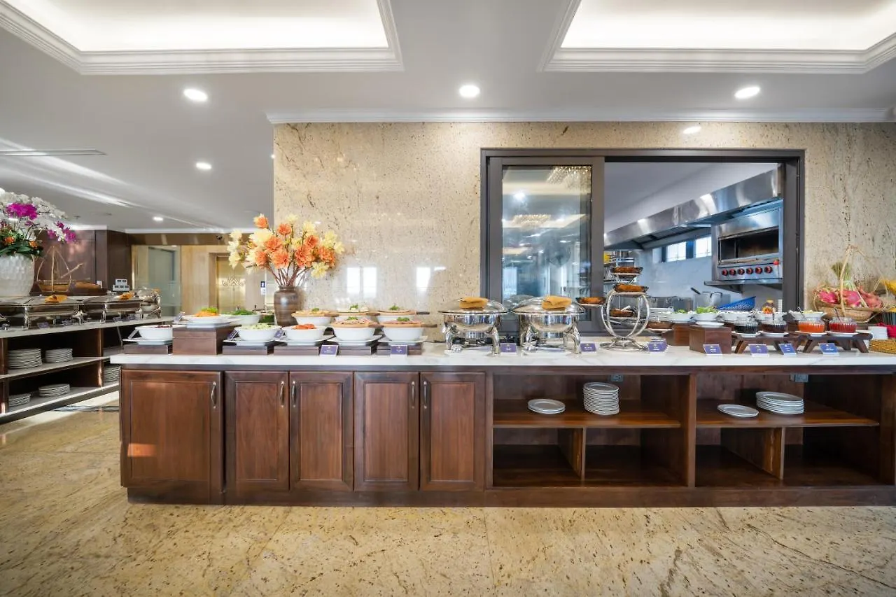Golden Lotus Luxury Hotel Danang - Complimentary Daily Afternoon Tea