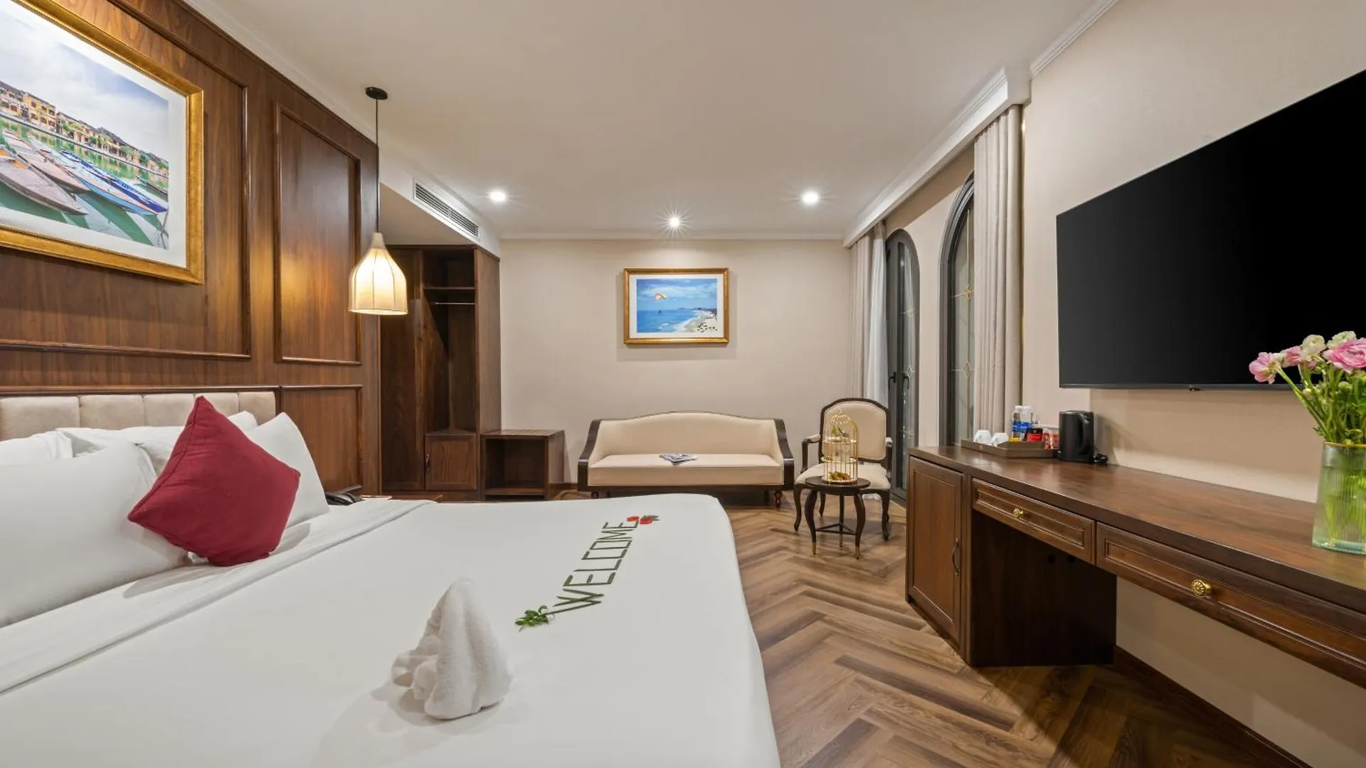 Golden Lotus Luxury Hotel Danang - Complimentary Daily Afternoon Tea