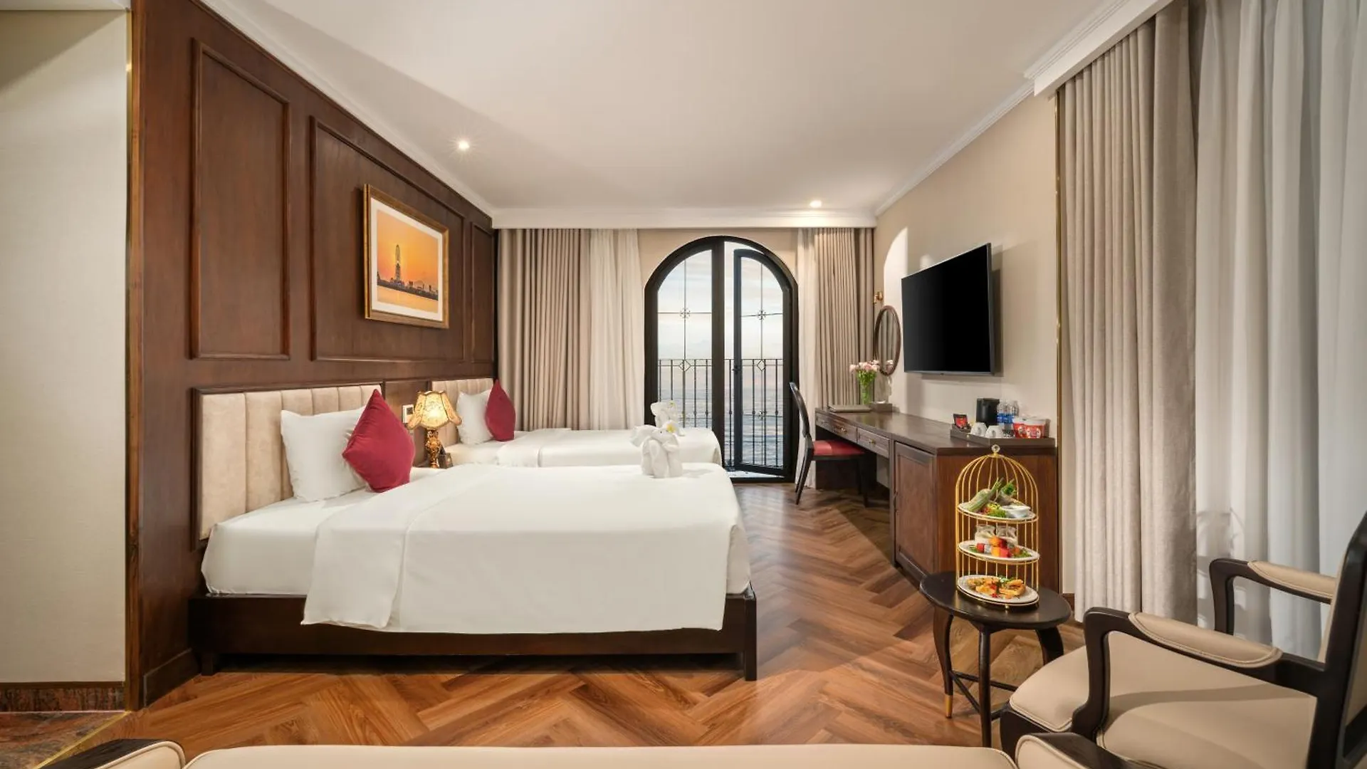 Golden Lotus Luxury Hotel Danang - Complimentary Daily Afternoon Tea 4*, Đà Nẵng